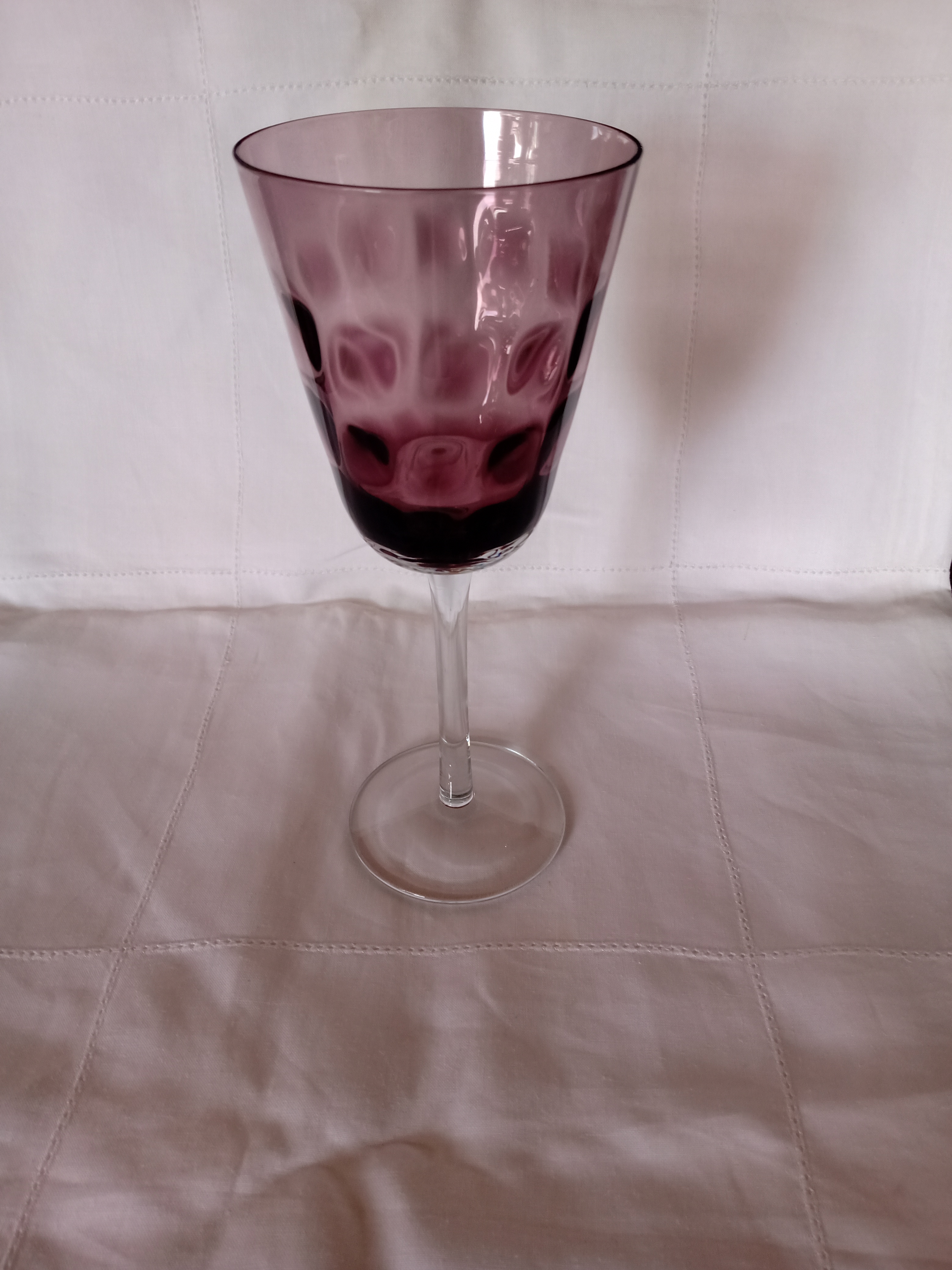 TAÇA DE VINHO AMETISTA